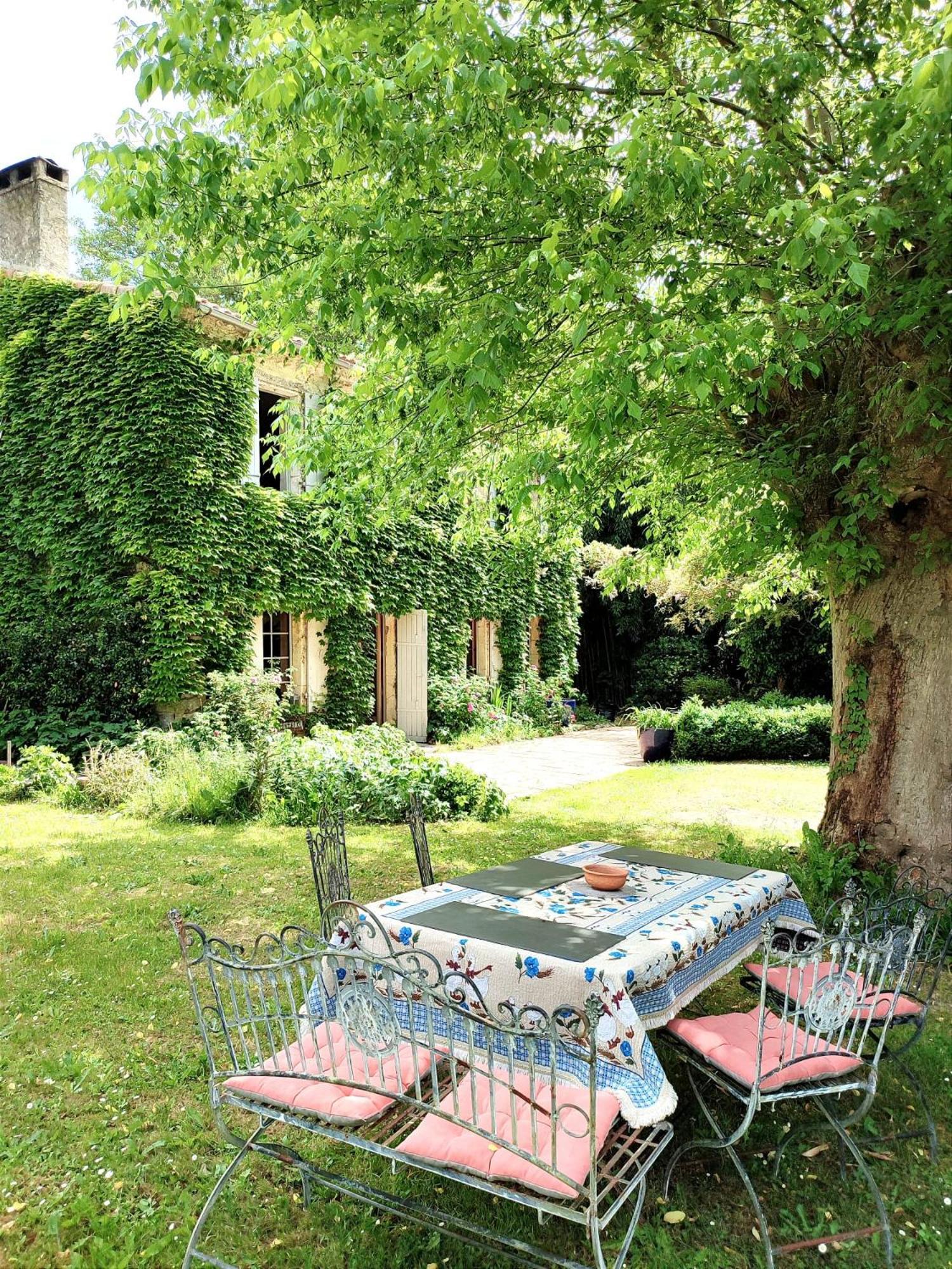 Chambre D'Hotes Le Moulin De Moulis Экстерьер фото